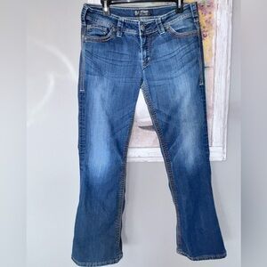 Silver Jeans Suki Surplus Bootcut Jeans Embellished Flap Pockets Stretch 31/30